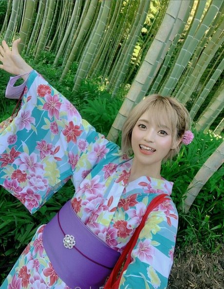 azusaitagaki étoile xxx photos