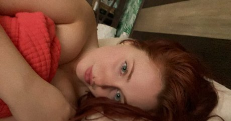 thatoneredhead0153 star du porno belle images