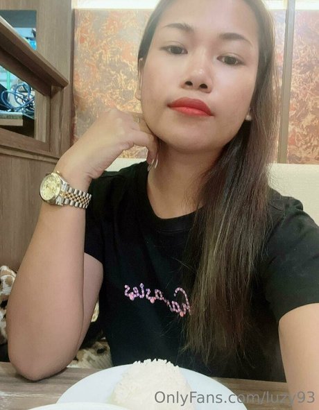 luzy93 star du porno exclusive photos