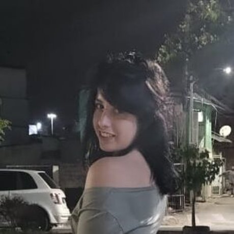 lauratavora star du porno en haute qualité image