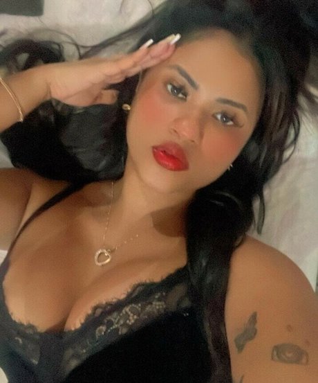 Mykaele Maylane nus star du porno images