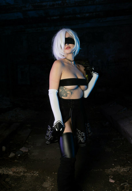 thefreekitsune étoile nue img