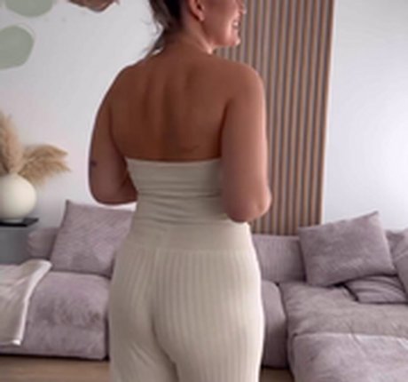 journaliste onlyfans érotique gratuit galeries