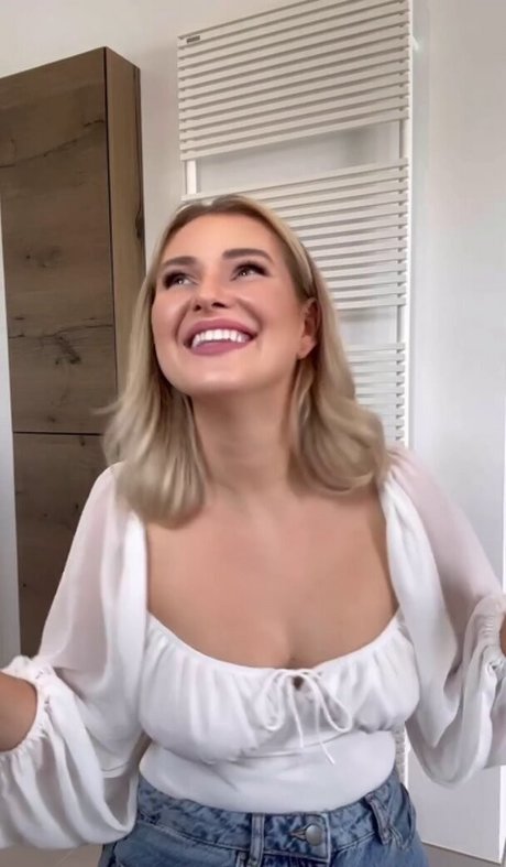 creampie transexuelle uniquementfans assez exclusif des photos