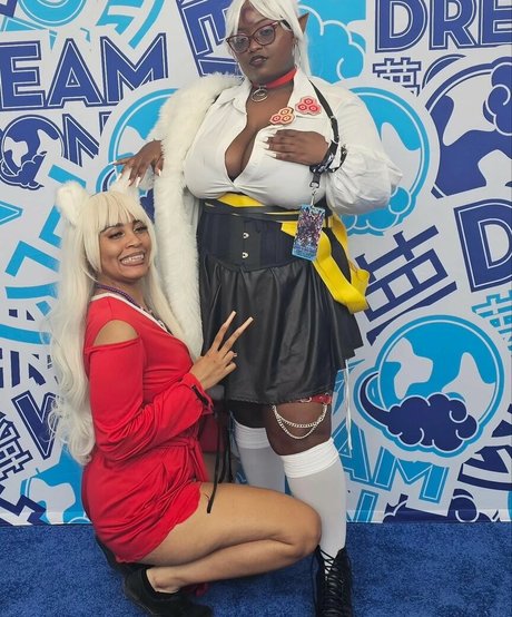 Thighlyinfluential étoile xxx galerie