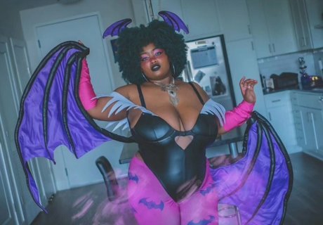 Thighlyinfluential étoile chaude photos