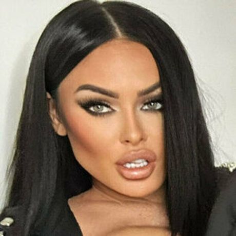 evilwomanfree actrice de nus archive