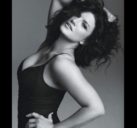 Gina Carano modèle magnifique des photos