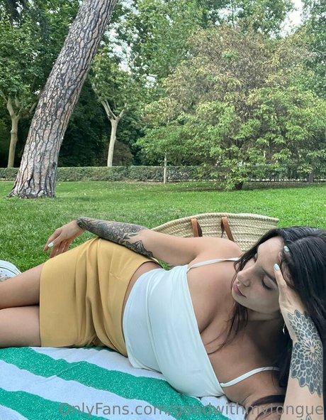 goodwithmytongue nus étoiles galerie