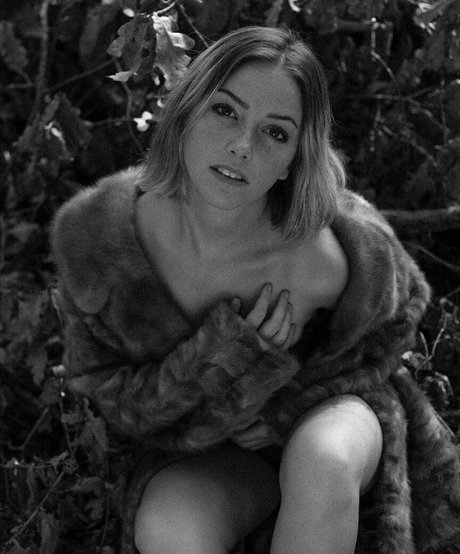 Shauna Dewit actrice chaude images