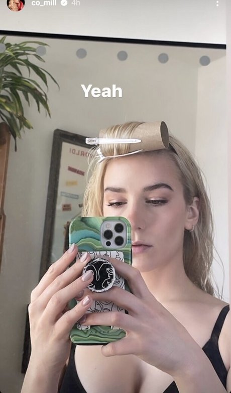 reine de pique onlyfans beau porno photo