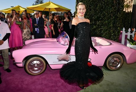 Margot Robbie actrice de nus image