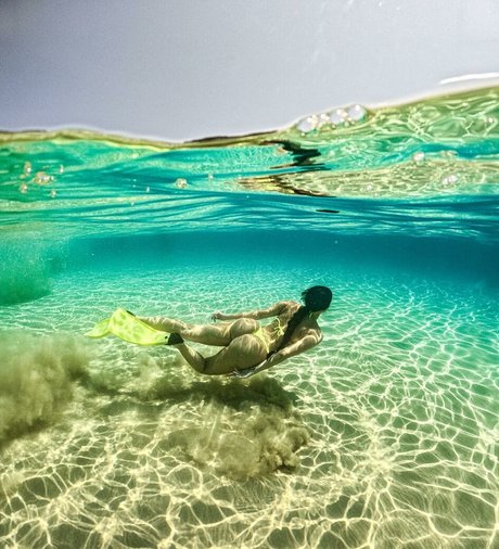 Emily Garcia star du porno sympa des photos