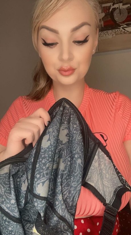 mickybellsfree modèle gratuit photo