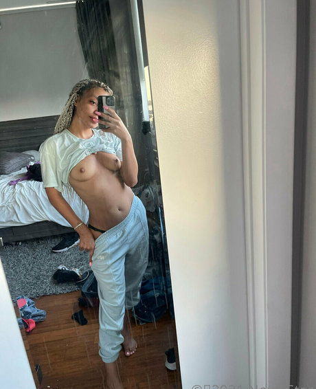 novastar18 actrice parfaite images