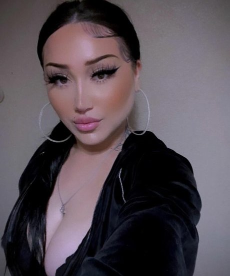 SweetSteph XOB art de star du porno des photos