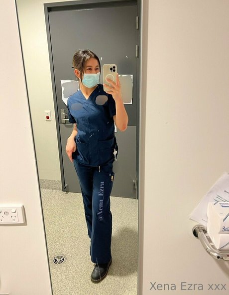 xena ezra modèle porno des photos