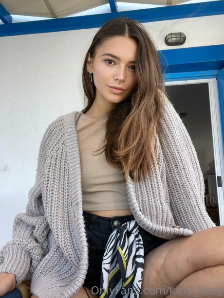 Kitty Berg modèle érotique des photos