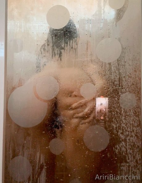 ariristorm jolie actrice galeries