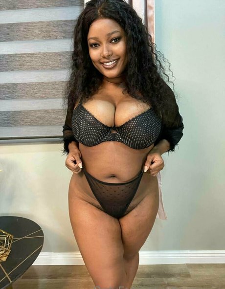 branlette uniquementfans xxx haut image