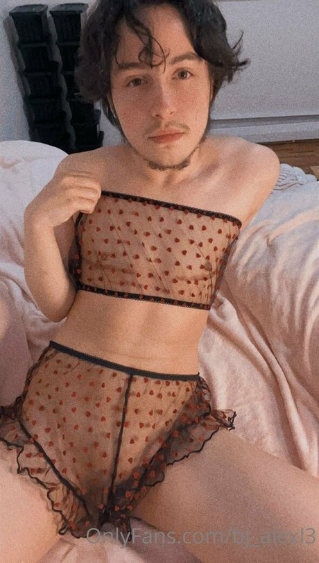 xox0kai0xox modèle de haute qualité archive