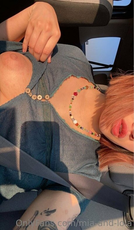 mia and lola sexe star du porno collection