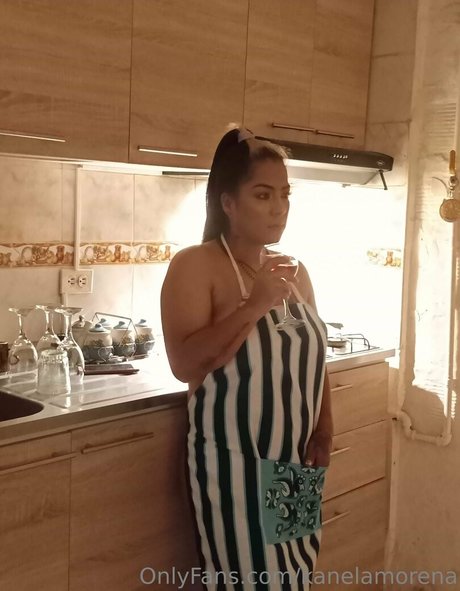 kanelamorena étoile chaude galerie