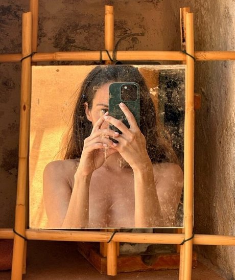 Francesca Pey star du porno exclusive images