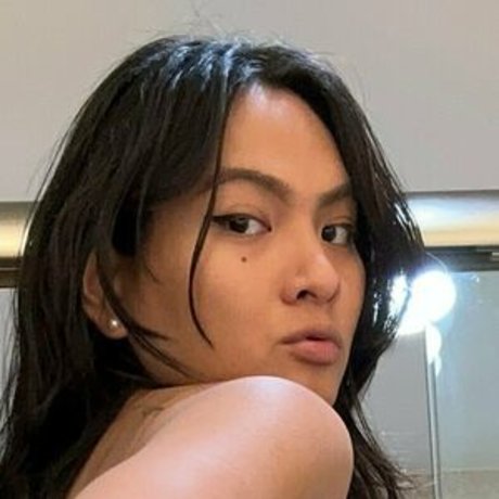 thedilemma modèle magnifique galeries