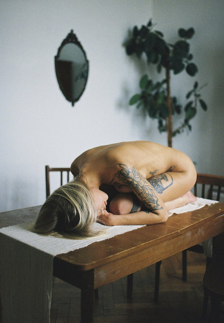 Polina Rahmanova étoile nue photos