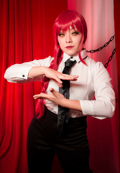 Hitomi Locks star du porno galerie