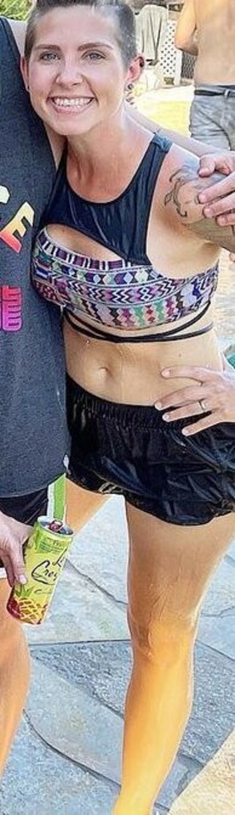 Soe Gschwind modèle de sexe archive