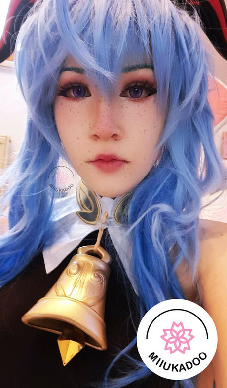 Miukadoo star du porno en haute qualité galerie