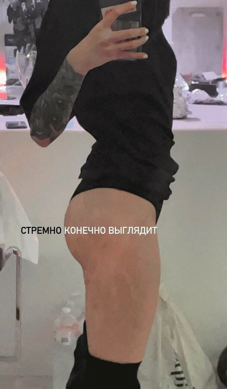 pieds sales onlyfans nus érotiques photo