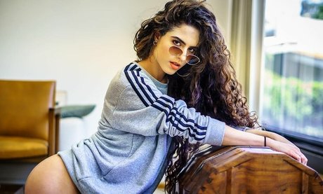 Camila Marana star du porno sexy collection