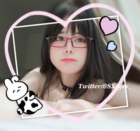 pom-pom girl nue onlyfans beau xxx image