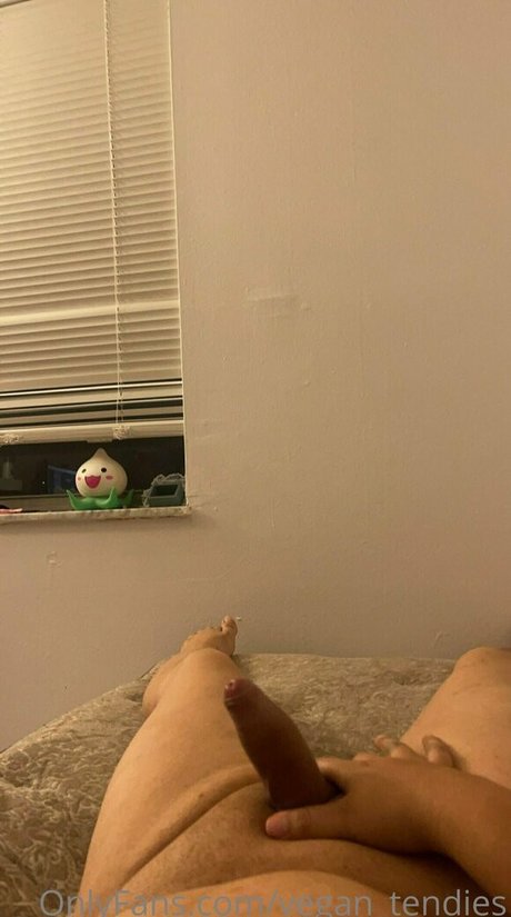 vegan tendies actrice exclusive photos