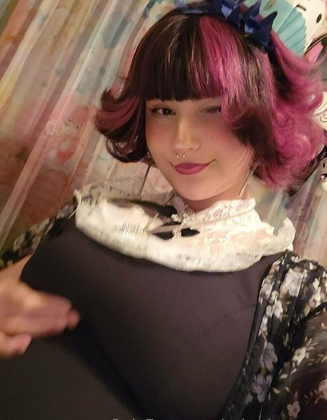 xcharbunnyx joli modèle des photos