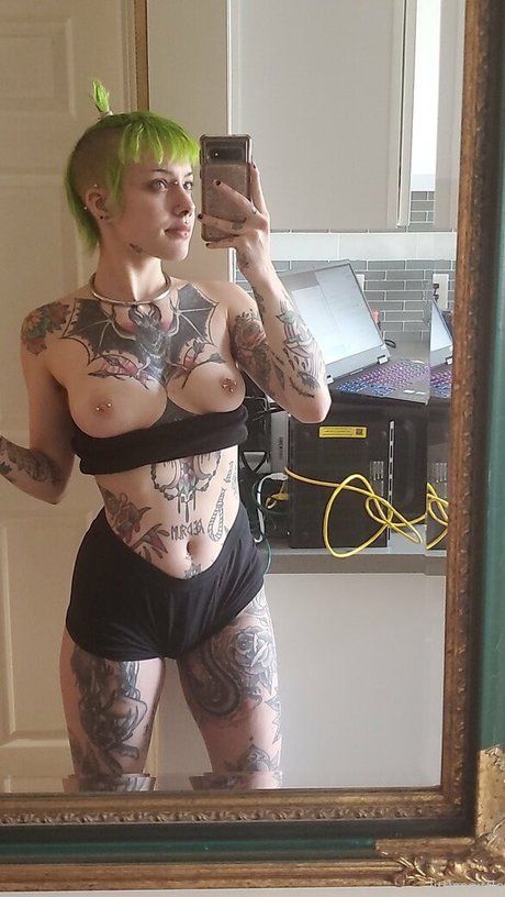 littlespittle star du porno hd img