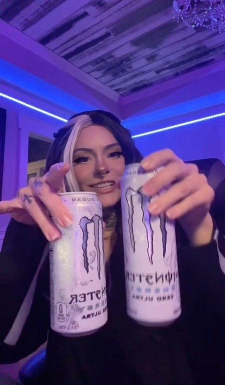 yourfavlittledemon actrice de sexe img