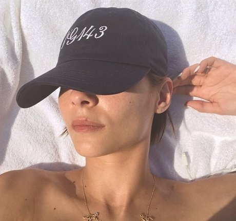 Willa Holland modèle magnifique galerie