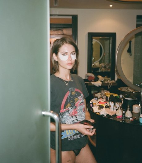 Willa Holland modèle meilleur photo