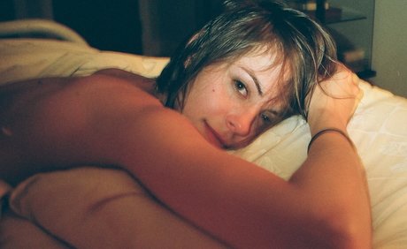 Willa Holland modèle pornographique galeries