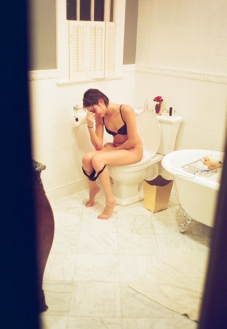 Willa Holland étoile parfaite des photos