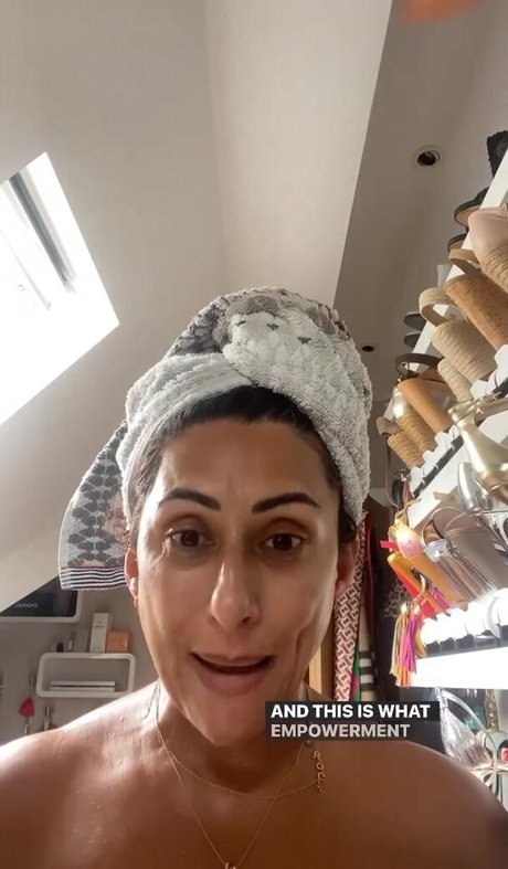 Saira Khan modèle exclusif des photos