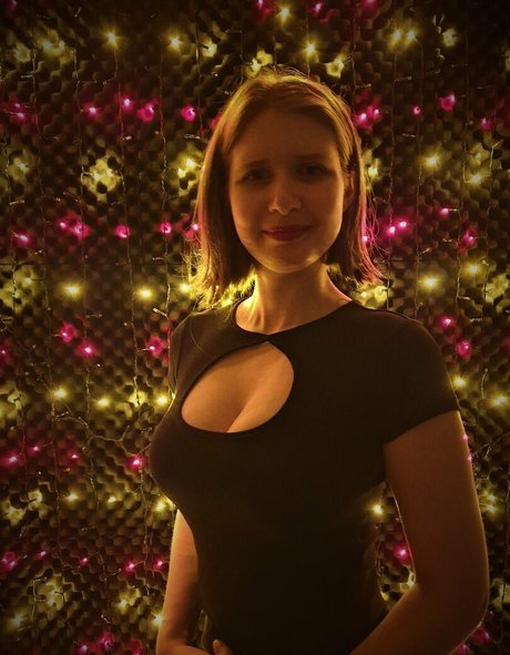 kinkykierra97 étoile parfaite image