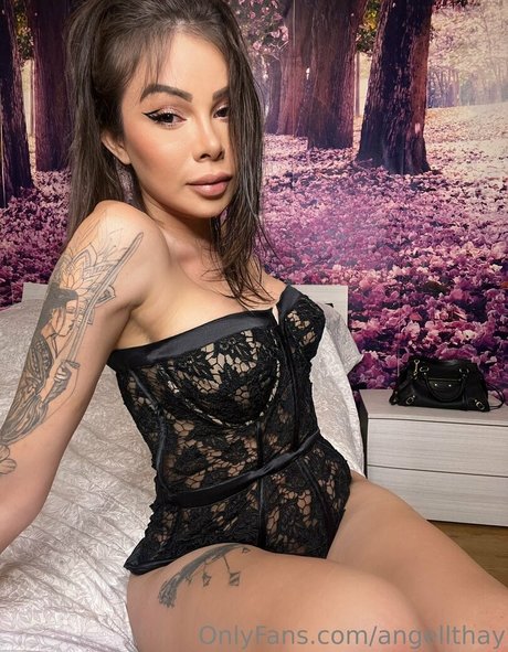 Angellthay xxx étoile img