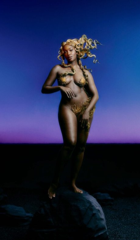 Izza Cantora sexe star du porno des photos