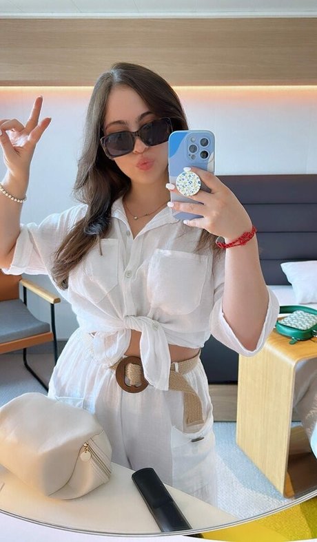 Hilenna beau modèle images