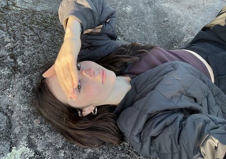 Holls8 actrice érotique galerie